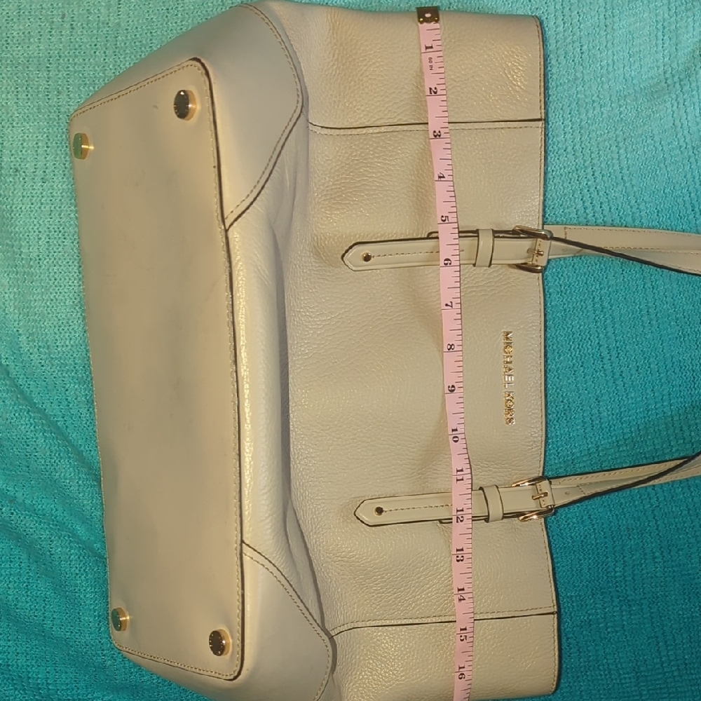 MICHAEL KORS Beige Leather Tote - Picture 11 of 16
